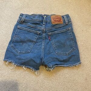 Levi Strauss Signature High Rise Shorts Womens Wash Denim Size 25